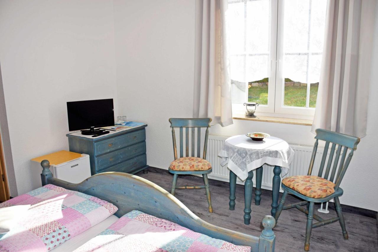 Selliner Pension Am Waldrand Екстер'єр фото