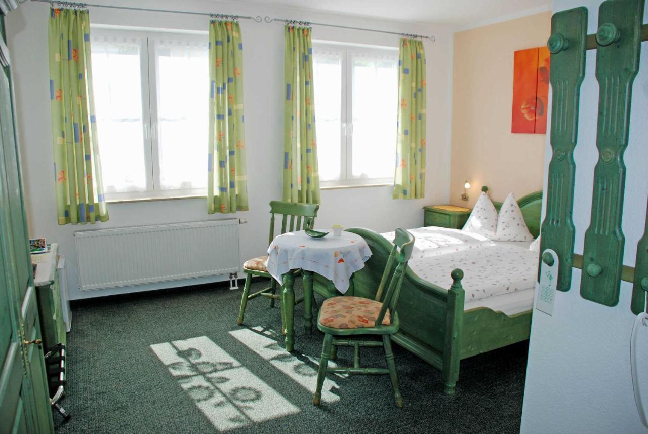 Selliner Pension Am Waldrand Екстер'єр фото