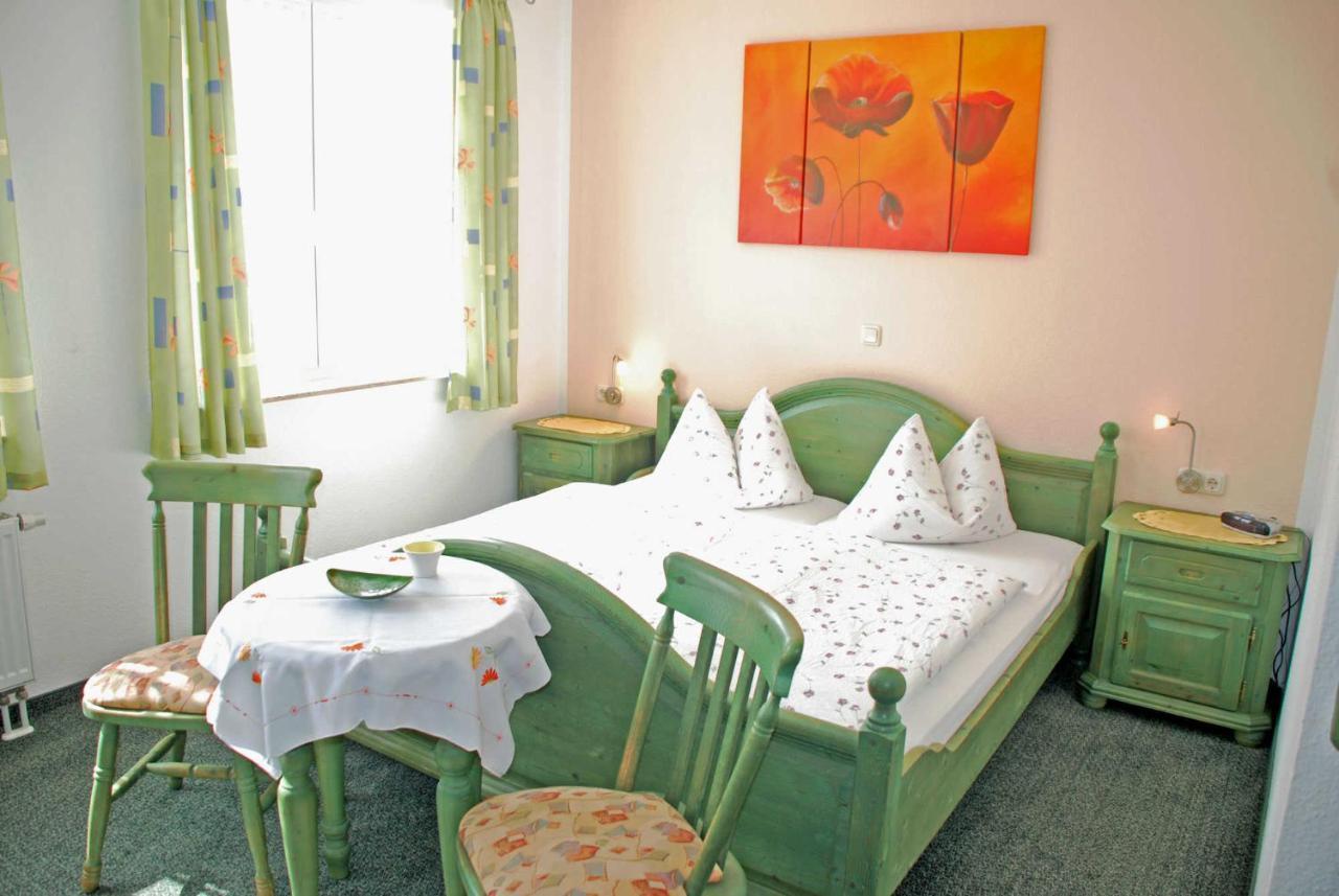Selliner Pension Am Waldrand Екстер'єр фото